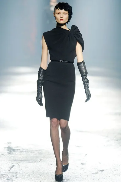 Look 1